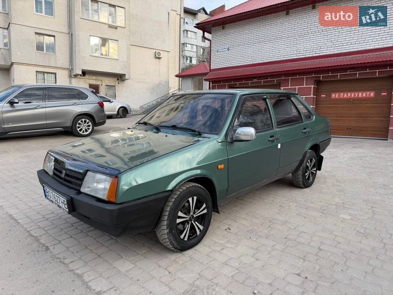 ВАЗ / Lada 21099 2011