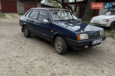 Седан ВАЗ 21099 2004 в Львове