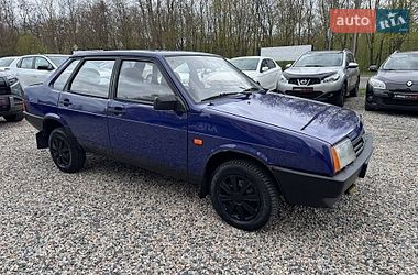 Седан ВАЗ 21099 2000 в Полтаві