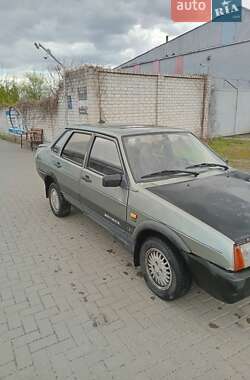 Седан ВАЗ / Lada 21099 1993 в Смеле