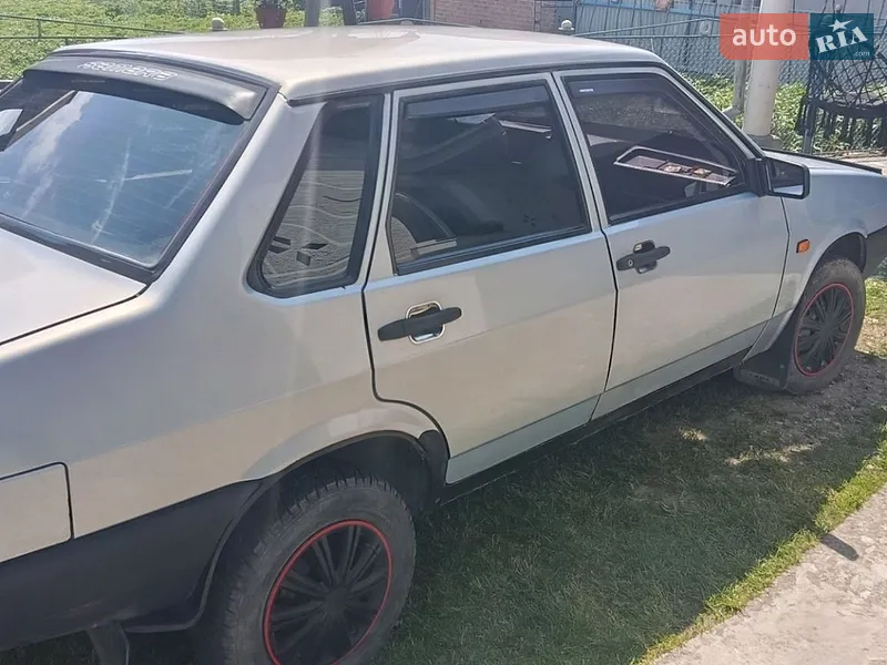 ВАЗ / Lada 21099
