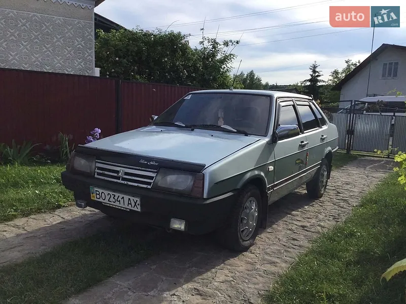 ВАЗ / Lada 21099