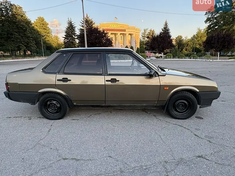 ВАЗ / Lada 21099 1999 VIN XTA210990X2528524 фото оголошення 3 з 51