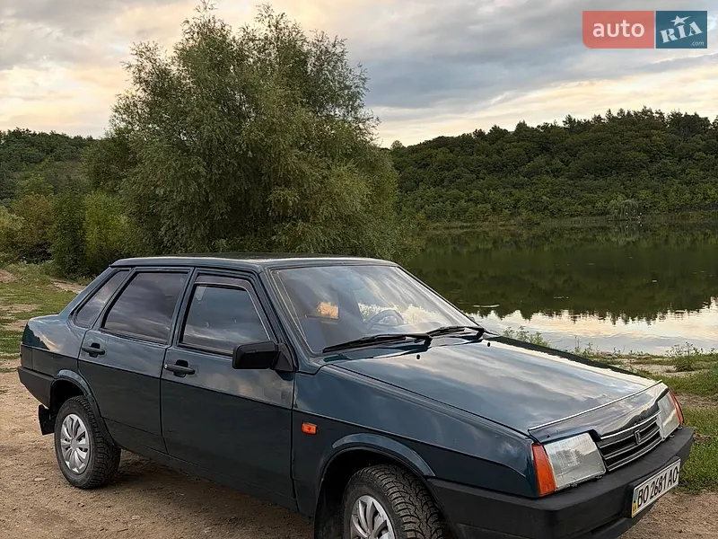 ВАЗ / Lada 21099