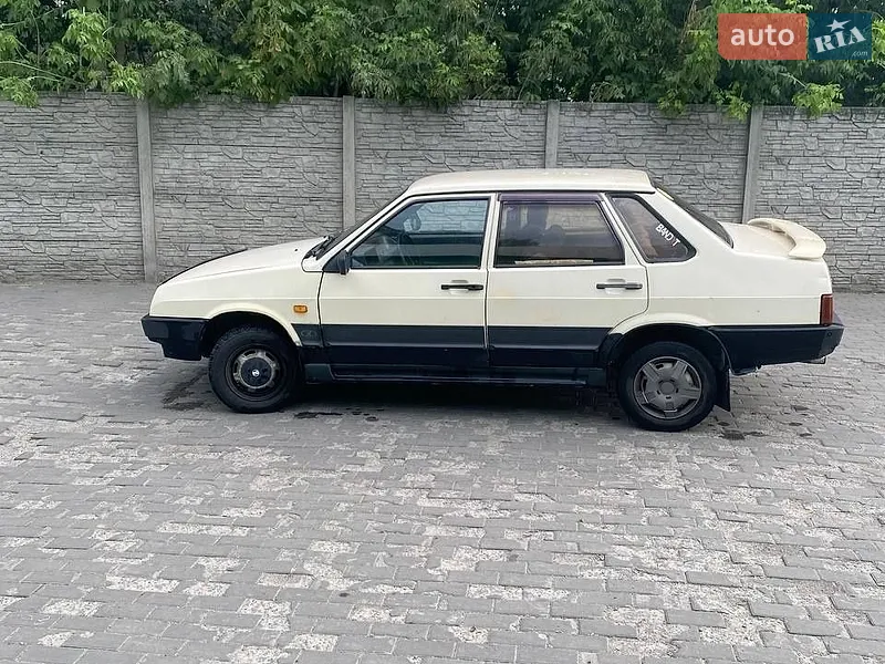 ВАЗ / Lada 21099