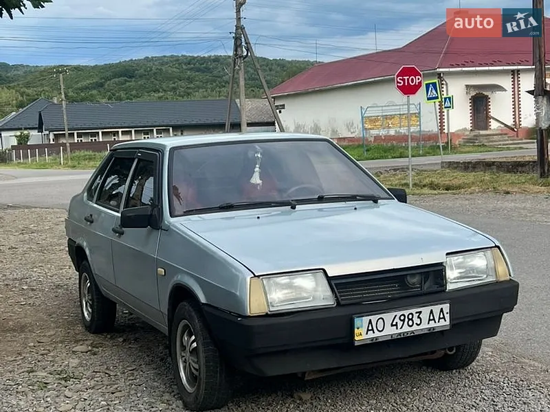 ВАЗ / Lada 21099