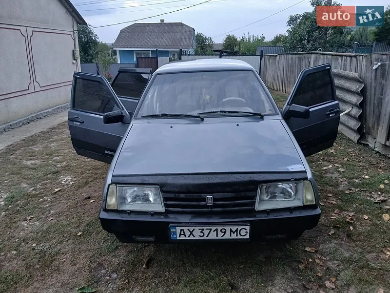 ВАЗ / Lada 21099