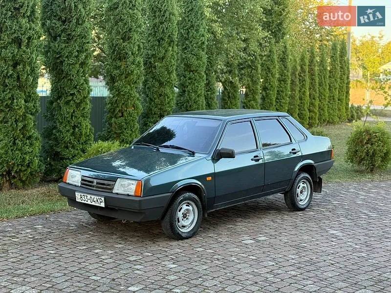 ВАЗ / Lada 21099