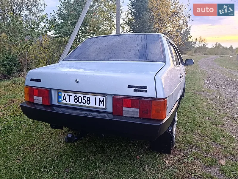 ВАЗ / Lada 21099
