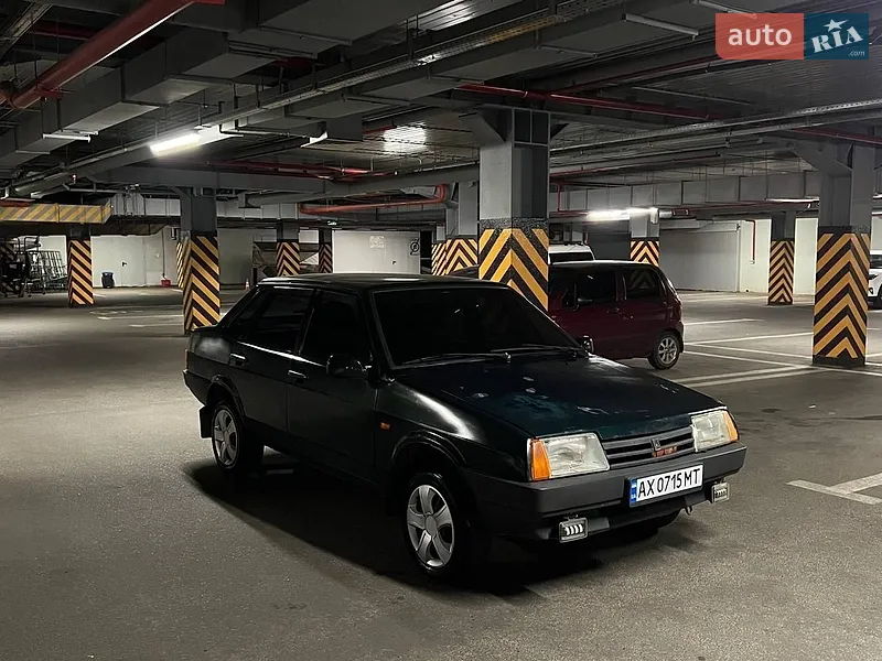 ВАЗ / Lada 21099