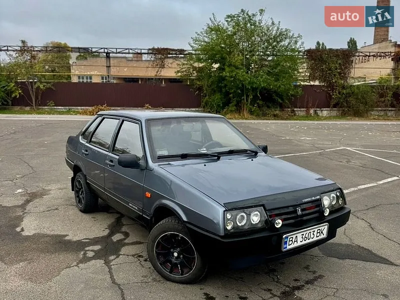 ВАЗ / Lada 21099