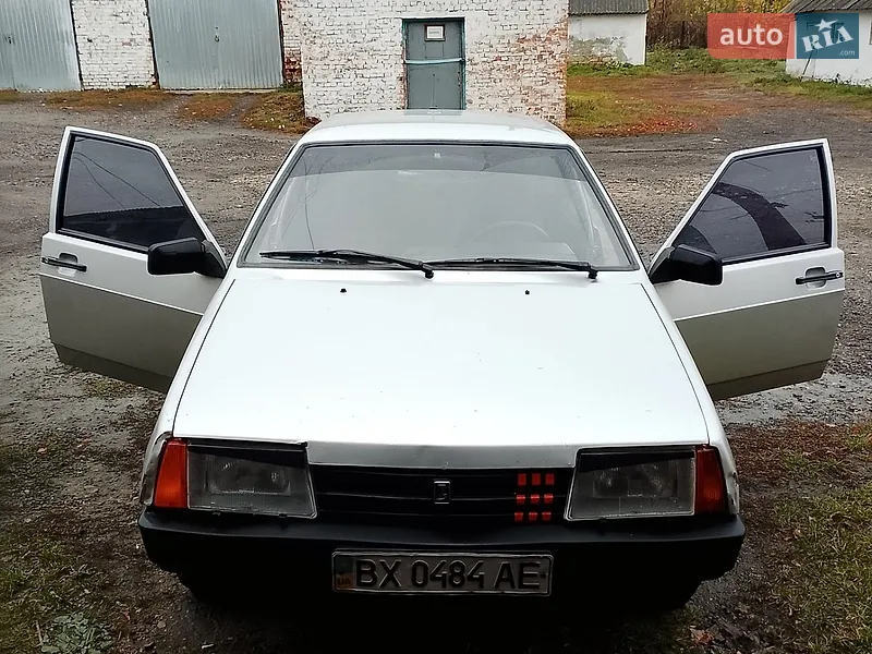 ВАЗ / Lada 21099