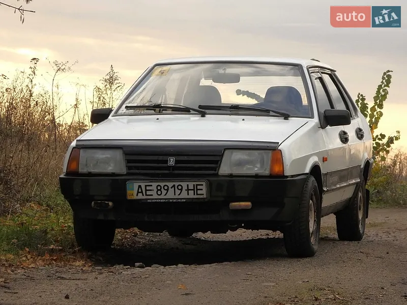 ВАЗ / Lada 21099 2000