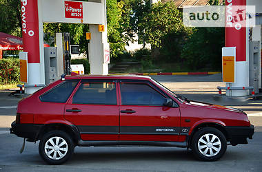 Хэтчбек ВАЗ / Lada 2109 1993 в Днепре