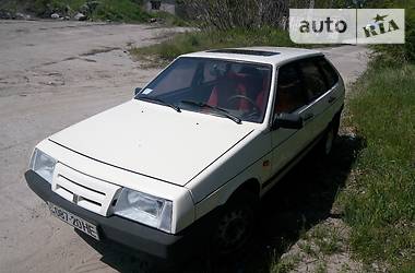 Хэтчбек ВАЗ / Lada 2109 1993 в Каменском