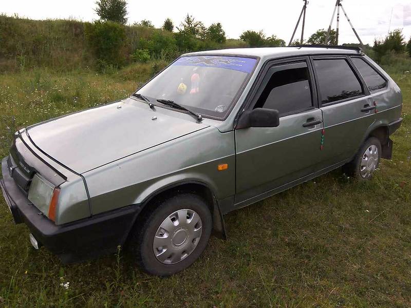 Хэтчбек ВАЗ / Lada 2109 1993 в Старой Синяве
