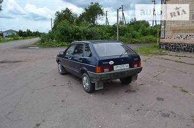 Хэтчбек ВАЗ / Lada 2109 1990 в Черняхове