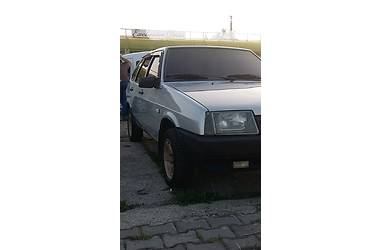 Хэтчбек ВАЗ / Lada 2109 1998 в Черновцах