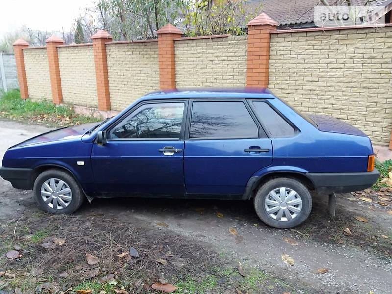 Седан ВАЗ 2109 2003 в 