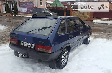 Хэтчбек ВАЗ / Lada 2109 2005 в Виннице