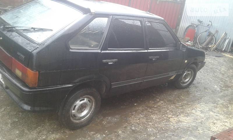 Хэтчбек ВАЗ / Lada 2109 1991 в Лановцах