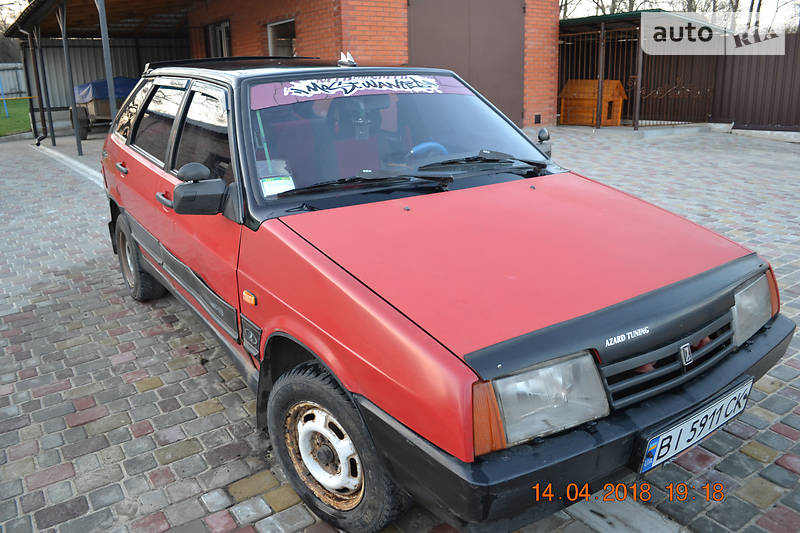 Хэтчбек ВАЗ / Lada 2109 1998 в Полтаве