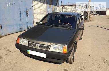 Хетчбек ВАЗ 2109 2002 в 