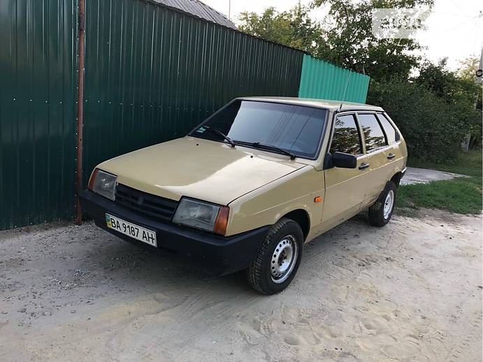 Хэтчбек ВАЗ / Lada 2109 1989 в Кропивницком