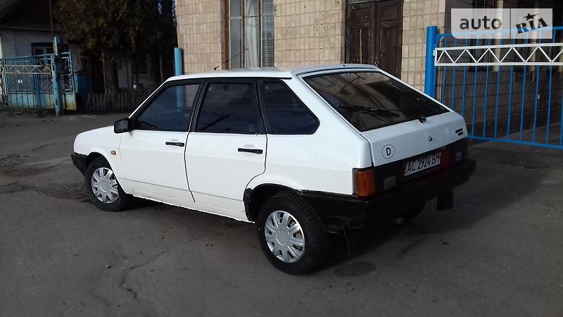 Хэтчбек ВАЗ / Lada 2109 1991 в Луцке