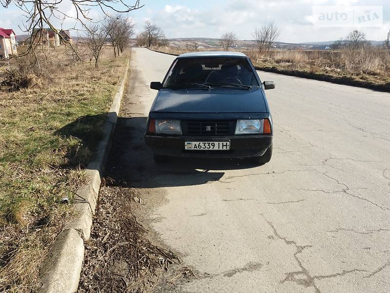 Хэтчбек ВАЗ / Lada 2109 1989 в Перемышлянах фото 2 Хэтчбек ВАЗ / Lada 2109 1989 в Перемышлянах
