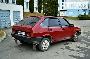 Хэтчбек ВАЗ / Lada 2109 2000 в Староконстантинове