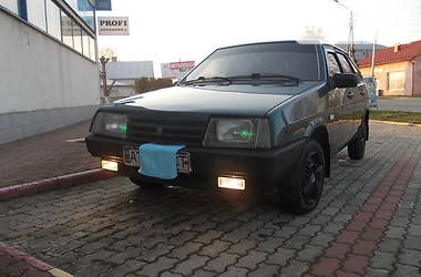 Хетчбек ВАЗ 2109 2001 в 