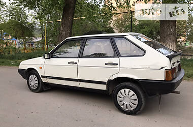 Хэтчбек ВАЗ / Lada 2109 1992 в Могилев-Подольске