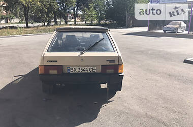 Хэтчбек ВАЗ / Lada 2109 1988 в Каменец-Подольском