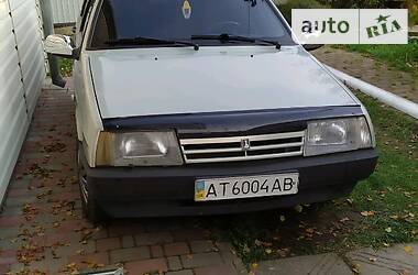 Хэтчбек ВАЗ / Lada 2109 2002 в Ивано-Франковске