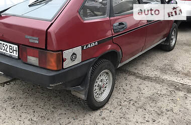 Хэтчбек ВАЗ / Lada 2109 1993 в Черкассах