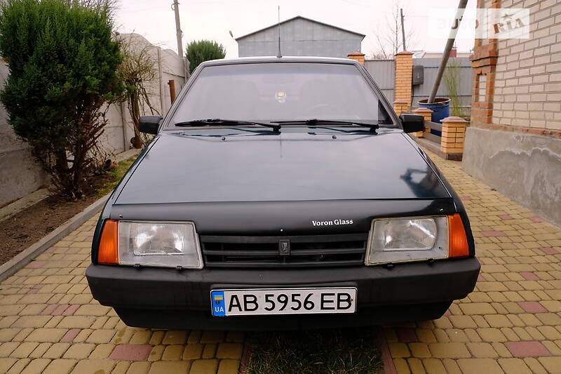 Хэтчбек ВАЗ / Lada 2109 2003 в Виннице