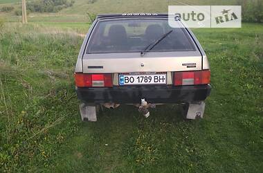 Хэтчбек ВАЗ 2109 2002 в 