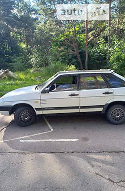 Хетчбек ВАЗ / Lada 2109 1993 в Вараші