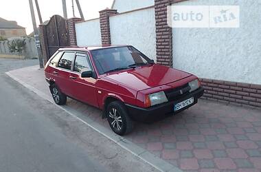 Хэтчбек ВАЗ / Lada 2109 1990 в Белгороде-Днестровском