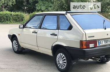Хэтчбек ВАЗ 2109 1988 в 