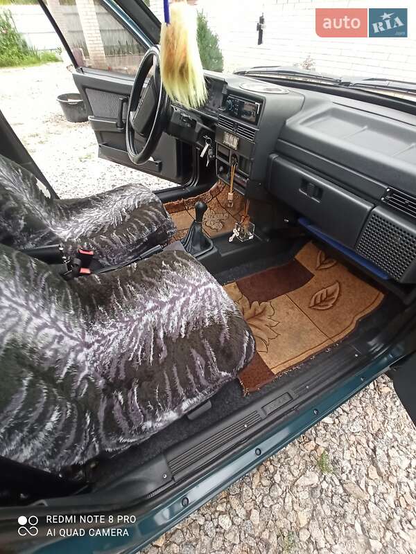 Хэтчбек ВАЗ / Lada 2109 2004 в Кагарлыке