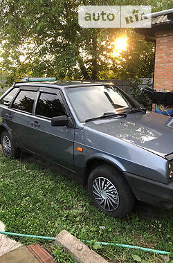 Хэтчбек ВАЗ / Lada 2109 2005 в Чернобае