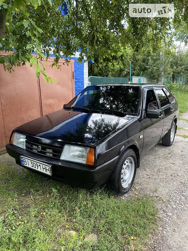 Хэтчбек ВАЗ / Lada 2109 2002 в Полтаве