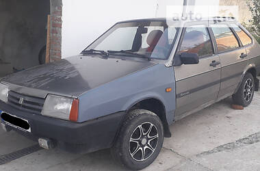 Седан ВАЗ / Lada 2109 2002 в Буске