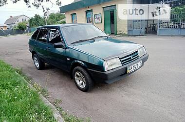 Хэтчбек ВАЗ / Lada 2109 2002 в Черкассах