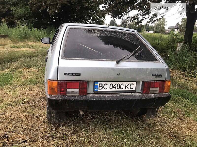 Хетчбек ВАЗ / Lada 2109 2002 в Рогатині