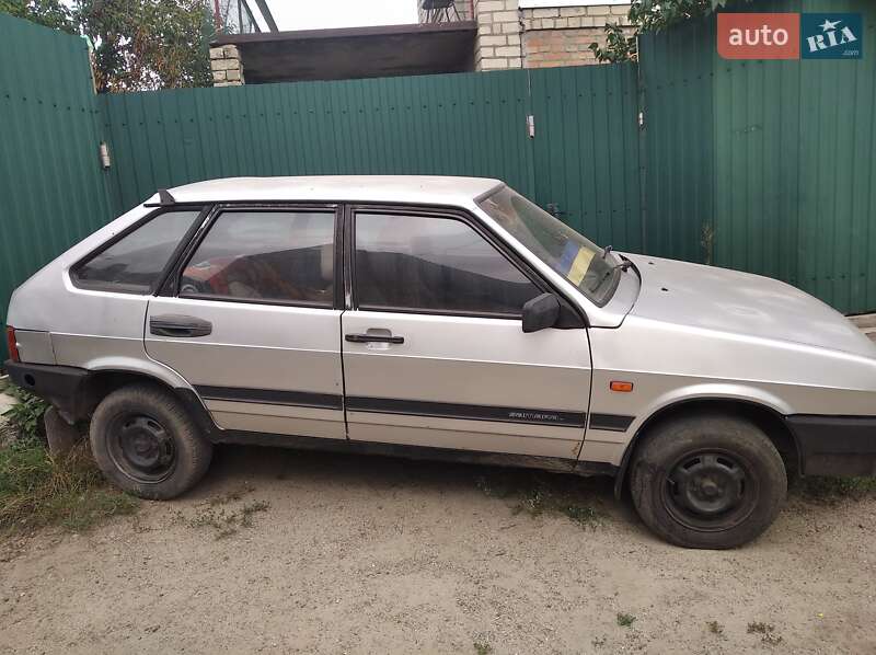 Хэтчбек ВАЗ / Lada 2109 2002 в Кропивницком