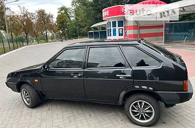 Хэтчбек ВАЗ 2109 2009 в 