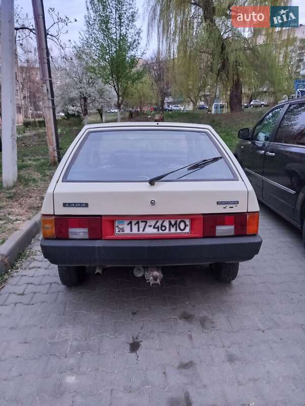 Хэтчбек ВАЗ / Lada 2109 1996 в Черновцах